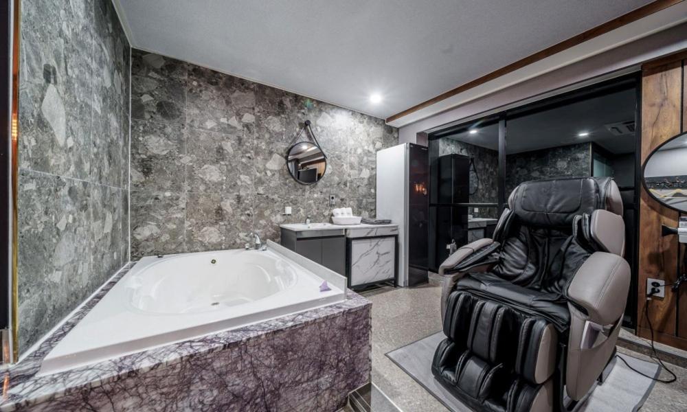 G7 Hotel Dongducheon Exteriér fotografie